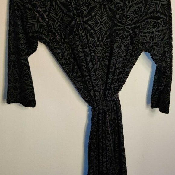 BlackMilk - Burned Velvet Wrap Dress - Limited - Picture 7 of 7